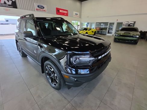 Used 2023 Ford Bronco Sport Outer Banks AWD/4WD image 4