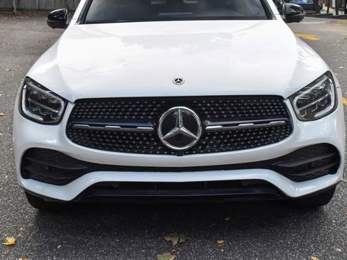 Used 2022 Mercedes-Benz GLC 300 4MATIC w/ AMG Line image 35