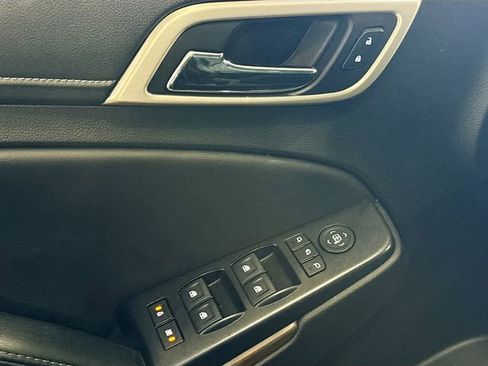 Used 2018 GMC Yukon Denali w/ Denali Ultimate Package image 19