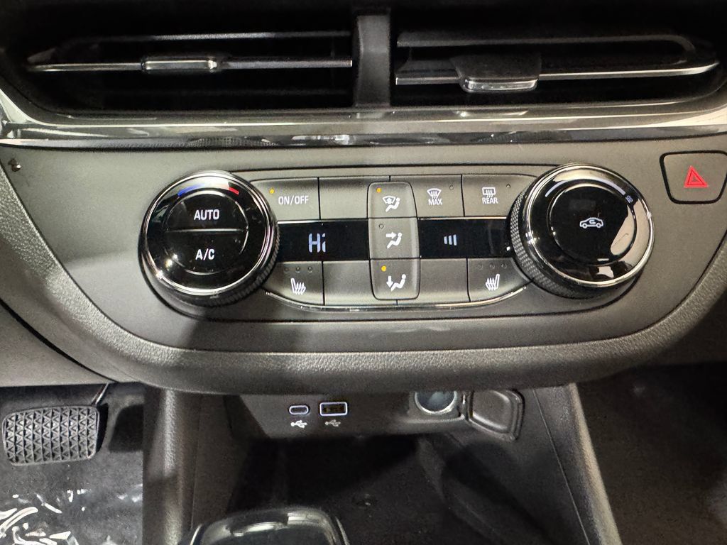 New 2026 Buick Envista Preferred w/ Convenience I Package FWD image 13