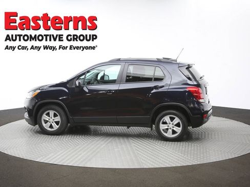 Used 2021 Chevrolet Trax LT w/ Driver Confidence Package image 59