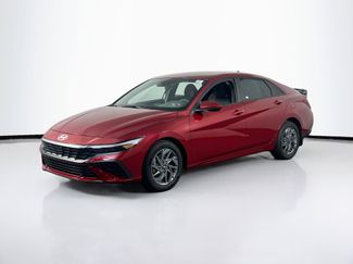 Used 2024 Hyundai Elantra SEL video 1