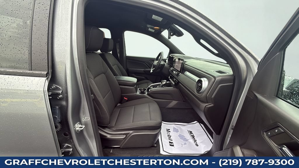 Used 2024 Chevrolet Colorado LT w/ LT Convenience Package II AWD/4WD image 34
