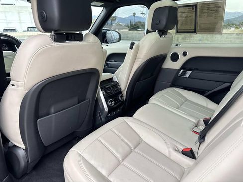 Used 2022 Land Rover Range Rover Sport HSE Silver Edition image 12