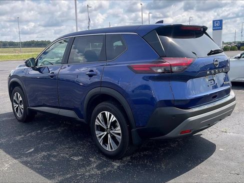Used 2023 Nissan Rogue SV AWD/4WD image 3