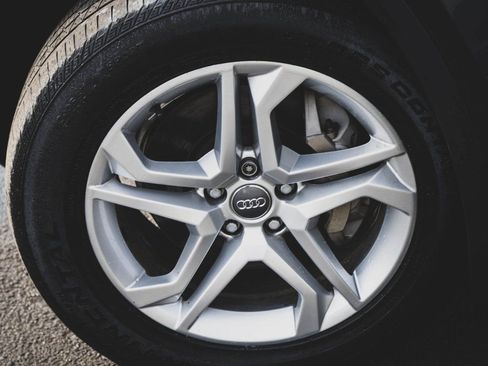 Used 2018 Audi Q5 2.0T Premium w/ Convenience Package image 25