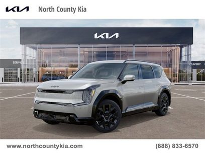 New 2026 Kia EV9 Land w/ Nightfall Edition Package