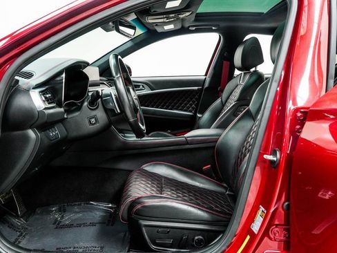 Used 2022 Genesis G70 3.3T image 39