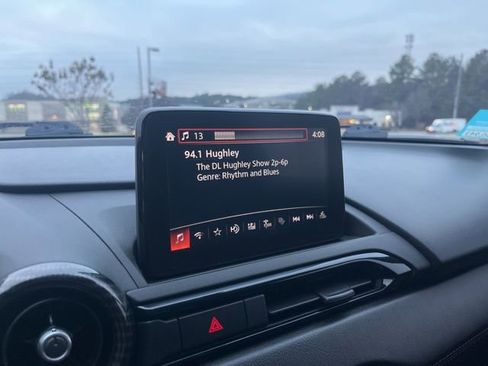 Used 2018 MAZDA MX-5 Miata RF Grand Touring image 18