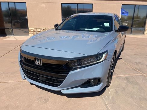 Used 2022 Honda Accord Sport image 2