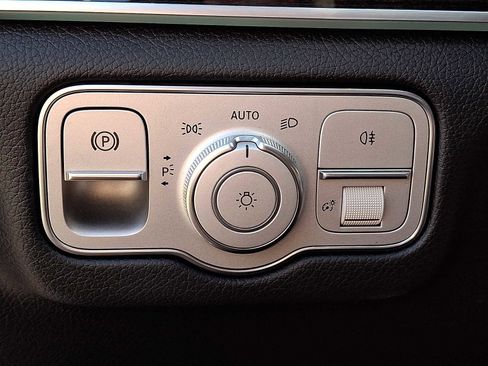 Certified 2022 Mercedes-Benz GLE 53 AMG 4MATIC image 21