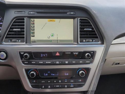 Used 2016 Hyundai Sonata Limited w/ Option Group 05 FWD image 14