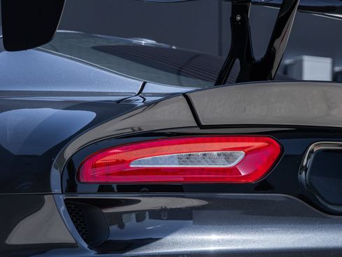 Used 2016 Dodge Viper ACR w/ Extreme Aero Package RWD image 15