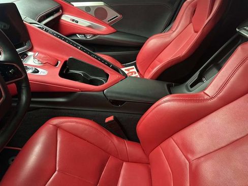 Used 2022 Chevrolet Corvette Stingray Preferred Cpe w/ Z51 Performance Package image 17