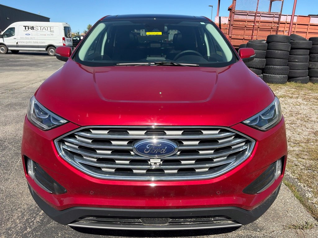 Used 2024 Ford Edge Titanium w/ Equipment Group 301A AWD/4WD image 2