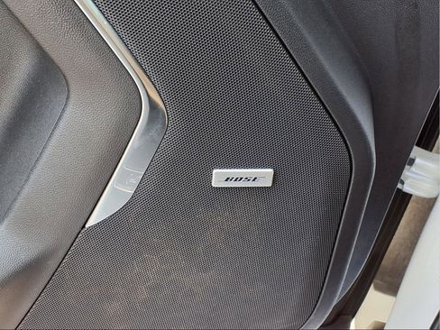 Used 2022 GMC Yukon XL AT4 image 16