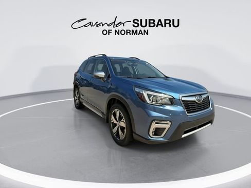 Used 2020 Subaru Forester Touring AWD/4WD image 2