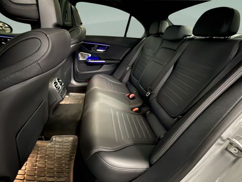 Used 2025 Mercedes-Benz C 300 Sedan image 24