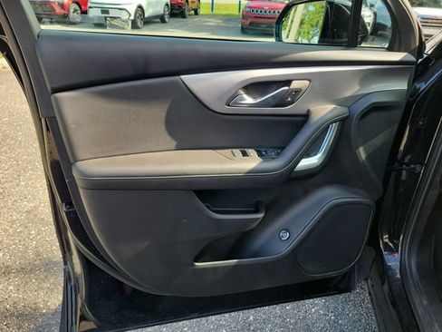 Used 2024 Chevrolet Blazer LT w/ Convenience Package FWD image 25