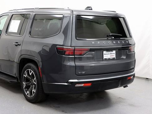 Used 2024 Jeep Wagoneer Series III image 7