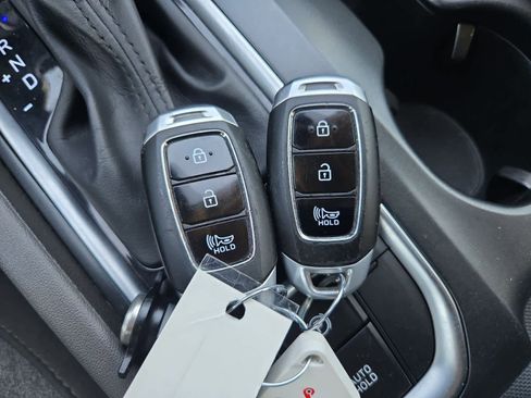 Used 2020 Hyundai Santa Fe SEL image 32