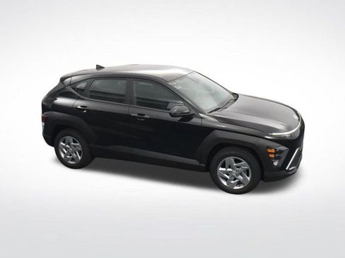 Used 2026 Hyundai Kona SE image 27