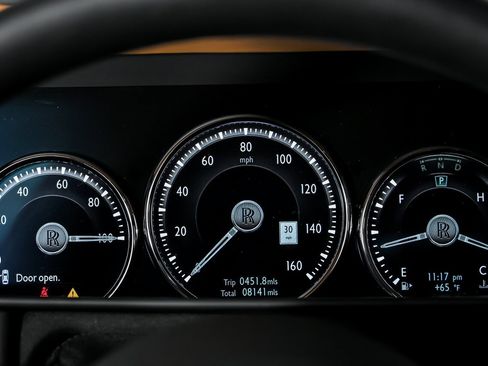 Used 2022 Rolls-Royce Cullinan image 28