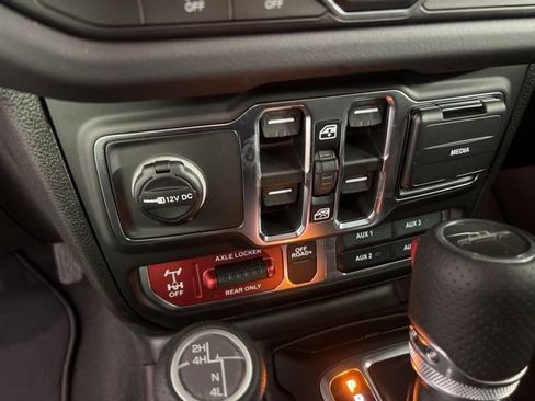 New 2026 Jeep Gladiator Mojave AWD/4WD image 23