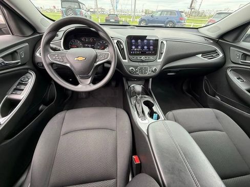 Used 2024 Chevrolet Malibu LT FWD image 11