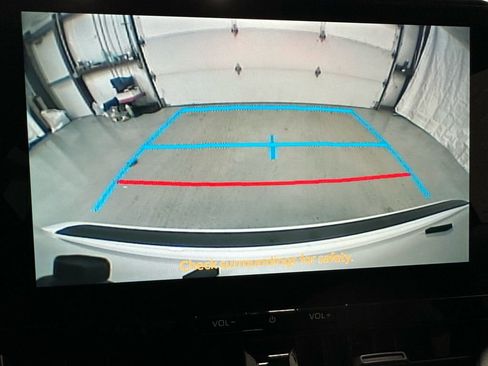 Used 2025 Toyota Corolla SE w/ SE Premium Package image 35