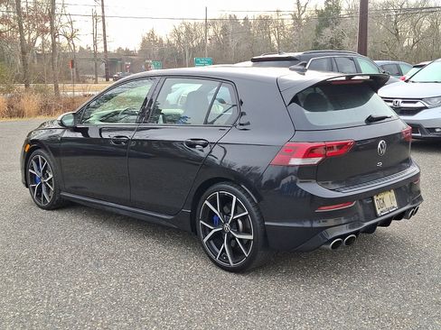 Used 2024 Volkswagen Golf R image 7
