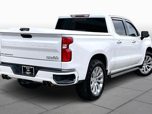 Used 2019 Chevrolet Silverado 1500 High Country w/ Technology Package image 12