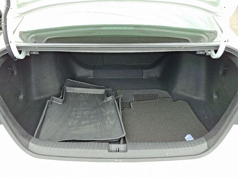 Used 2023 Honda Accord EX-L image 29