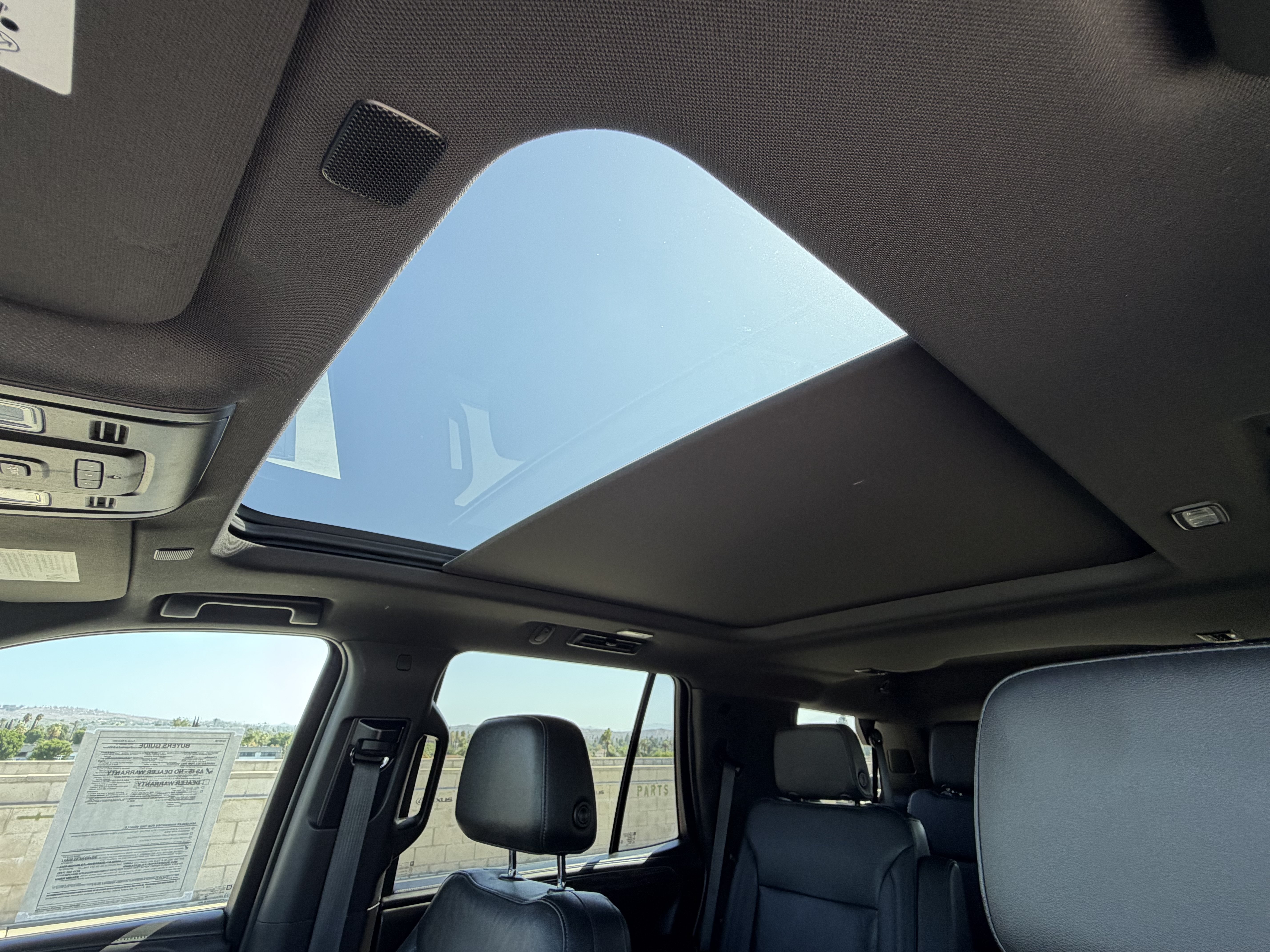 Used 2021 Chevrolet Tahoe LT w/ LT Signature Package RWD image 24