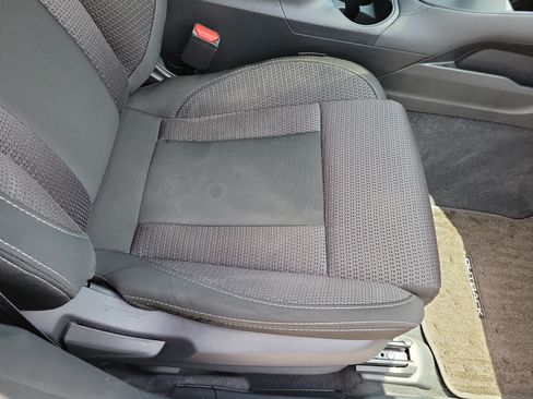 Used 2025 Subaru Outback AWD/4WD image 17