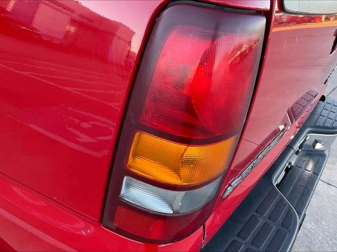 Used 2002 Chevrolet Silverado 2500 LT image 27