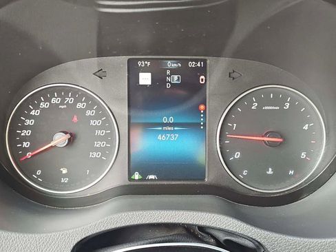 Used 2021 Mercedes-Benz Sprinter 2500 w/ Comfort Plus Package image 11