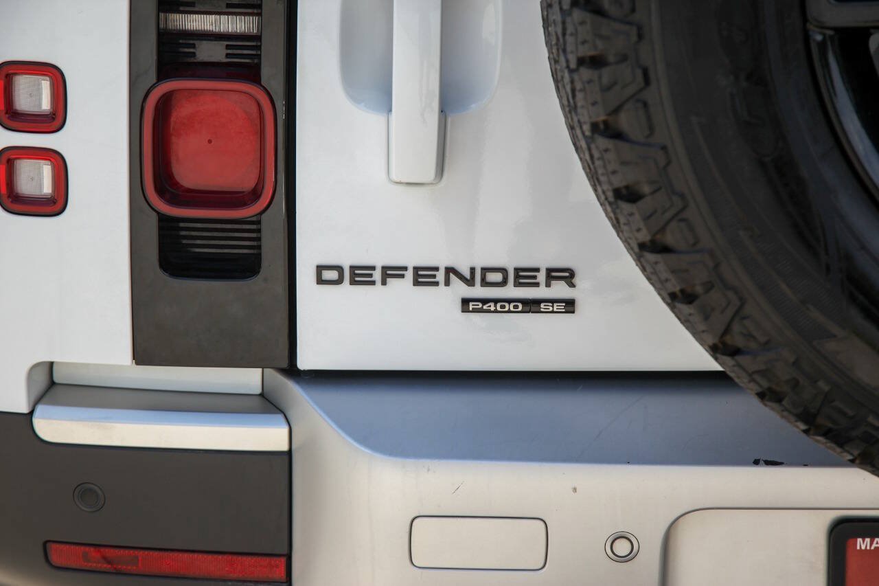 Used 2020 Land Rover Defender 110 SE AWD/4WD image 19