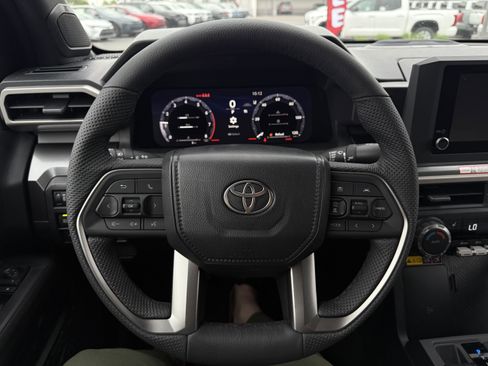 New 2026 Toyota Tacoma TRD Off-Road AWD/4WD image 6