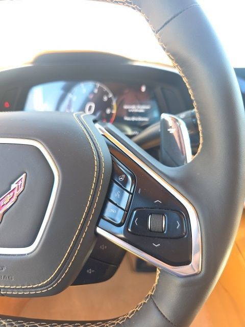 Used 2025 Chevrolet Corvette Stingray Premium Cpe w/ Z51 Performance Package RWD image 22