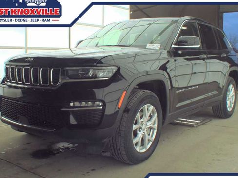 Used 2023 Jeep Grand Cherokee Limited image 1