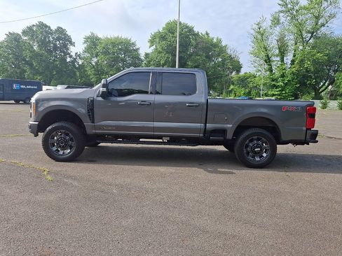Used 2023 Ford F350 Lariat w/ Lariat Ultimate Package AWD/4WD image 4