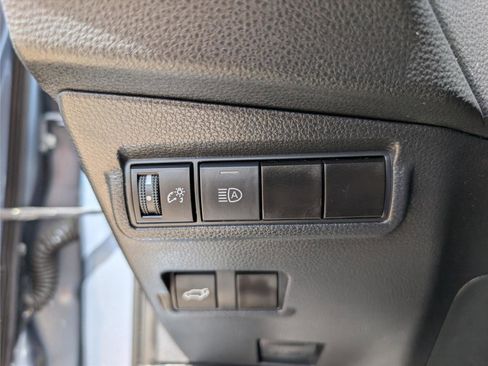 Used 2024 Toyota Corolla Cross XLE w/ Convenience Package image 29