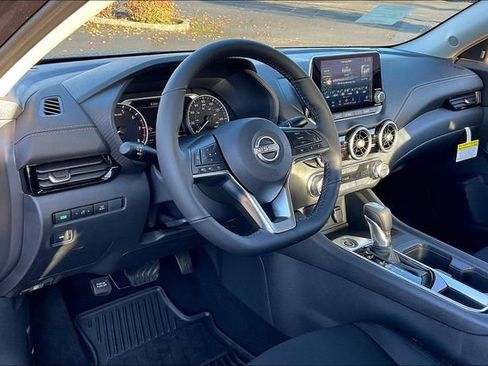Used 2025 Nissan Sentra SV w/ All-Weather Package image 6