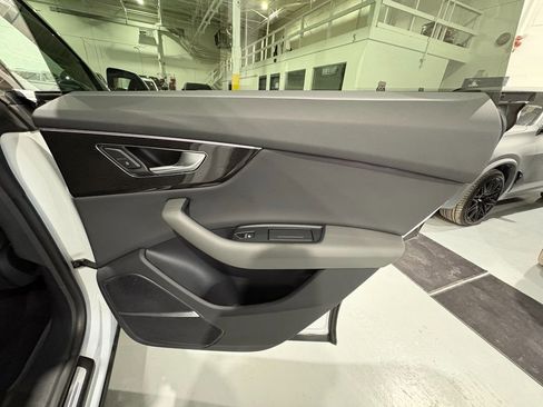 Used 2019 Audi Q8 Premium Plus w/ Premium Plus image 52