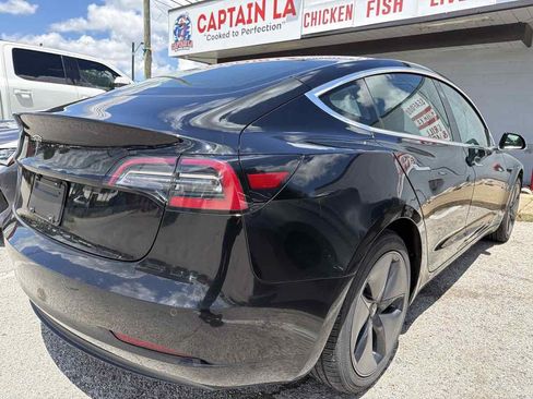 Used 2019 Tesla Model 3 Standard Range Plus RWD image 3