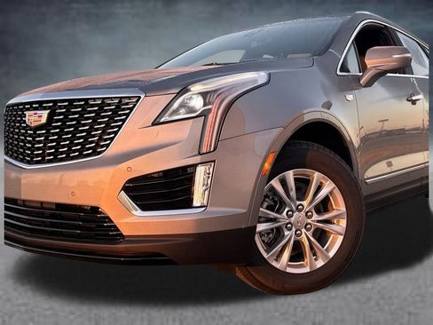 New 2026 Cadillac XT5 Luxury w/ LPO, Floor Liner Package image 2