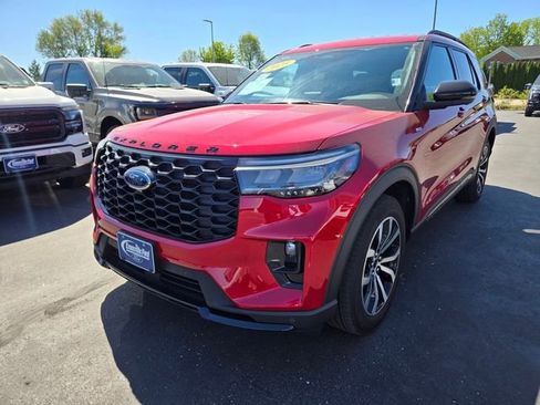 Used 2025 Ford Explorer ST-Line AWD/4WD image 3