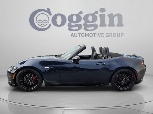 Used 2023 MAZDA MX-5 Miata Club w/ Brembo/BBS Recaro Package RWD image 2