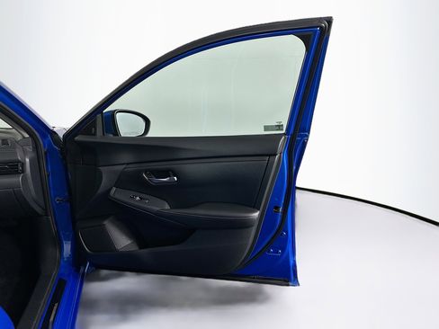 Used 2024 Nissan Sentra SV image 29